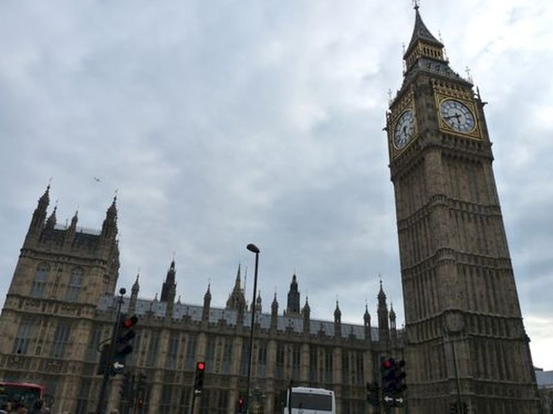 恐攻可能屠殺百議員 英國會堵維安漏洞