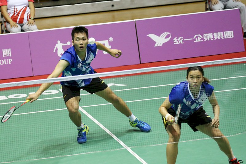 世大運羽球混雙 李洋、許雅晴摘銅