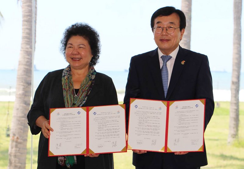 逾半世紀姊妹情 高雄釜山簽交流意向書