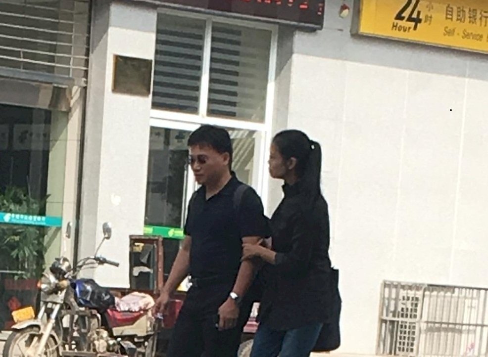 李凈瑜反擊挽手照 救援大隊促中方道歉