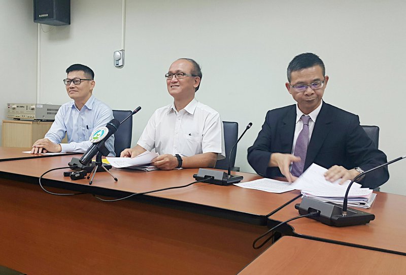 課審會決議 文言文比例35%到45%