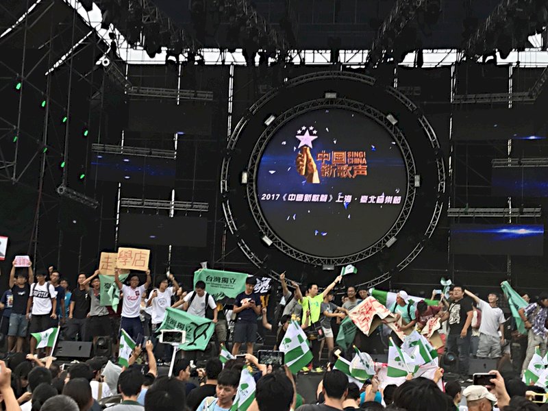 中國新歌聲事件 台大規劃田徑場未來不外借