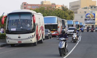 遊覽車註銷多 營業用車輛稅收僅增0.3%