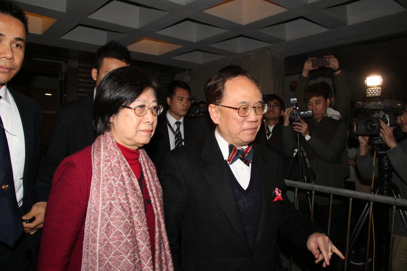 港前特首曾蔭權收受利益罪開審
