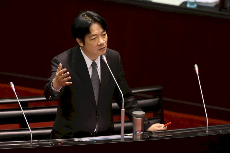 藍委質疑憲改 賴揆：勿視為洪水猛獸
