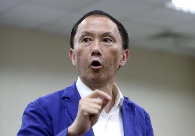 台北市議員李新墜樓身亡