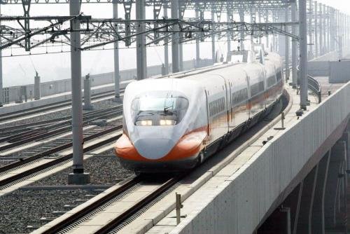 疏解連假人潮  高鐵開加班車