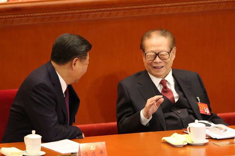 美媒：中國經濟仍受制傳統行業