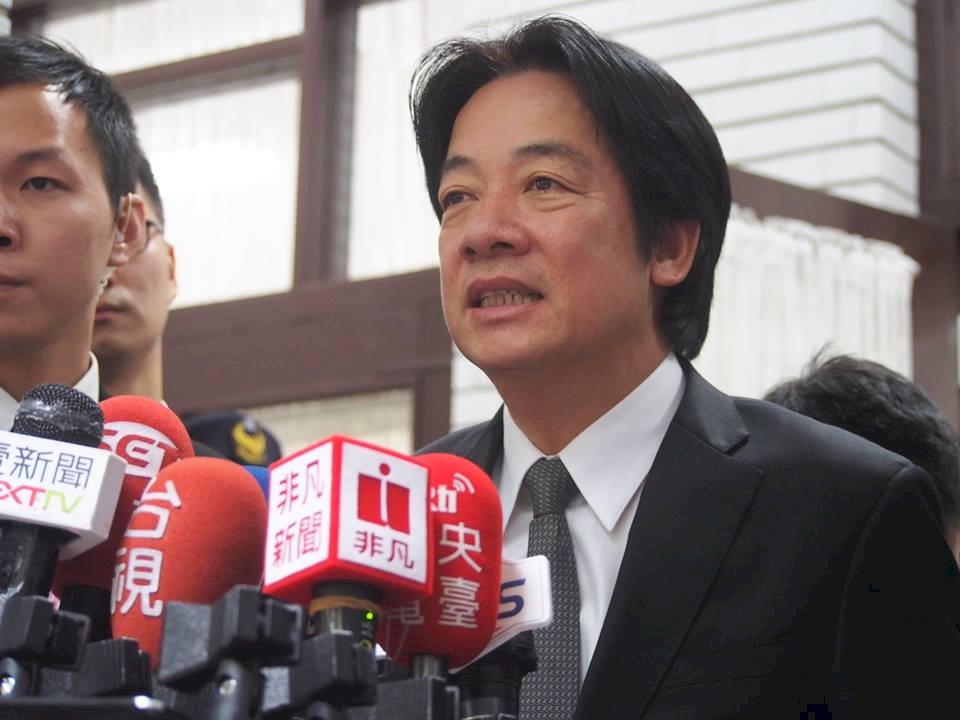 嬰幼兒托育 賴揆：半年內提完整政策