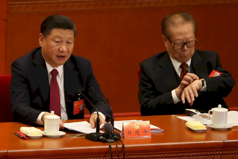 新聞辭典：隔代指定