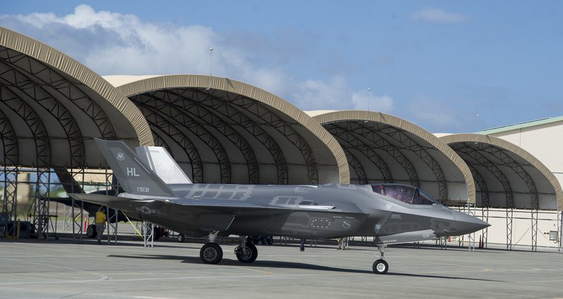南韓首批2架F-35A戰機 美方未建議停飛