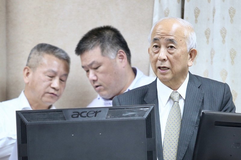 慶富詐貸案 綠委：一銀董座已口頭請辭
