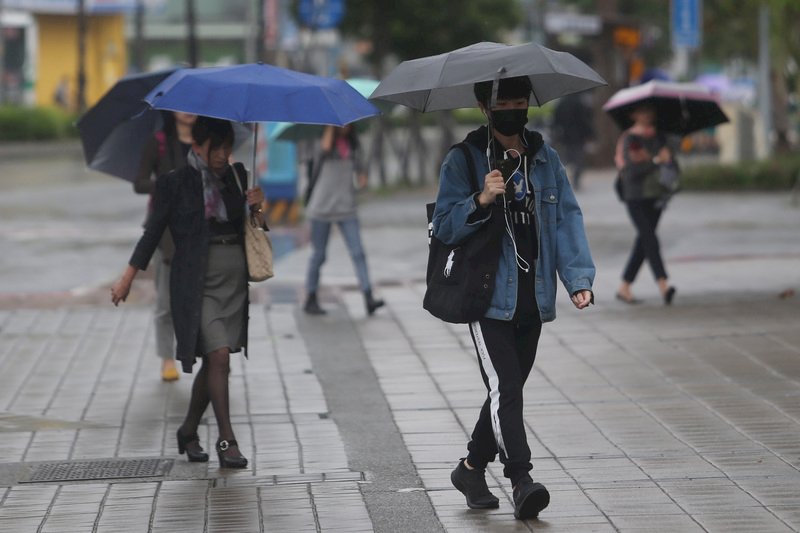 東北風增強 北東有雨降溫