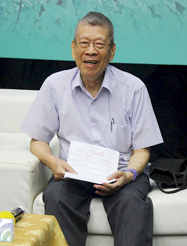 鄭清文辭世 鄭麗君：他是台灣文學「大河」