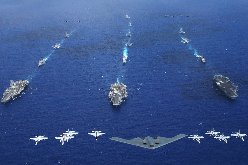 川普亞洲行 美海軍7艘航艦全球海域活動