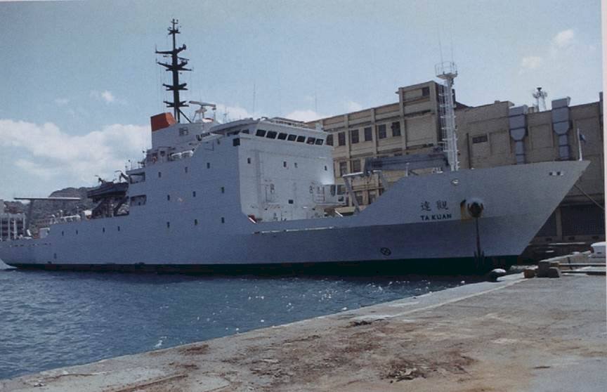 馮世寬令達觀艦及獵雷艦 出海搜尋何子雨