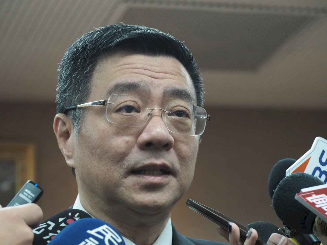 衛生紙搶購潮 政院：行銷手段失控