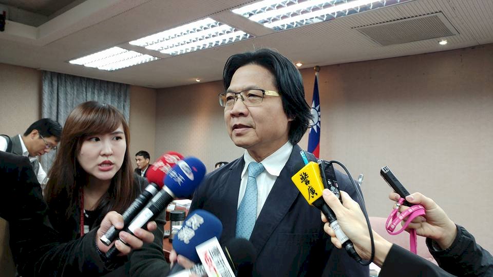 柯批敬老金是買票 葉俊榮：尊重地方自治