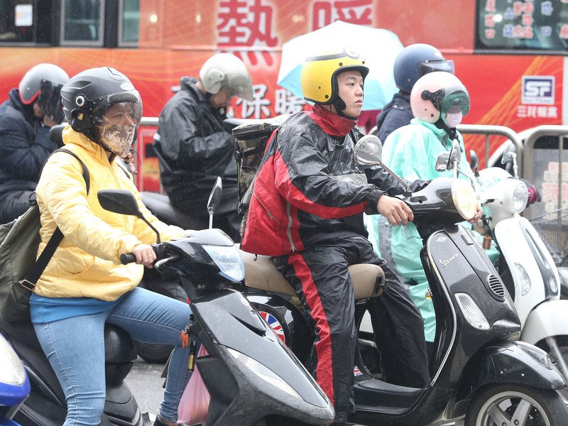 水氣減氣溫回升  未來一週忽暖忽冷
