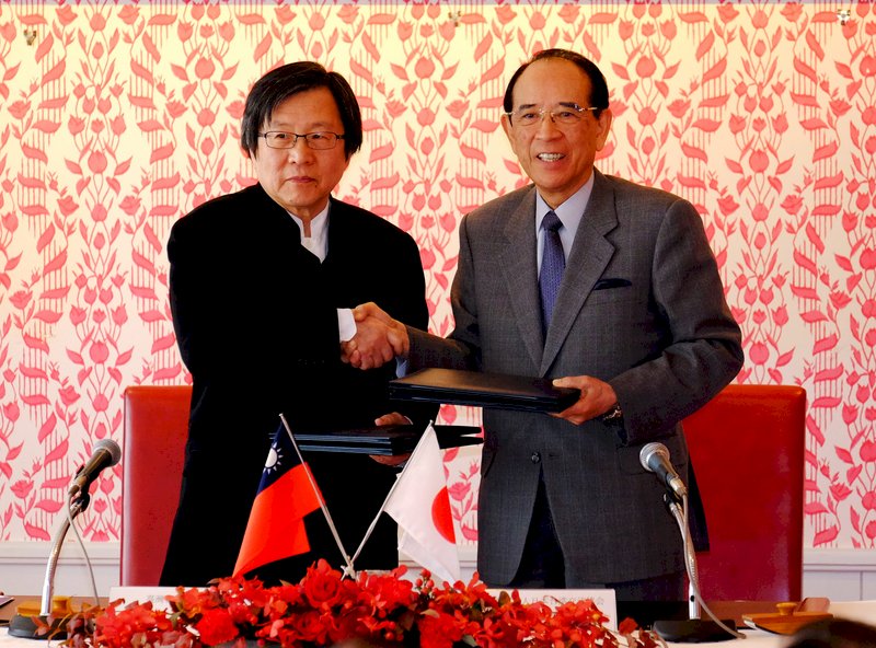 台日經貿會議 簽關務合作文化交流文件