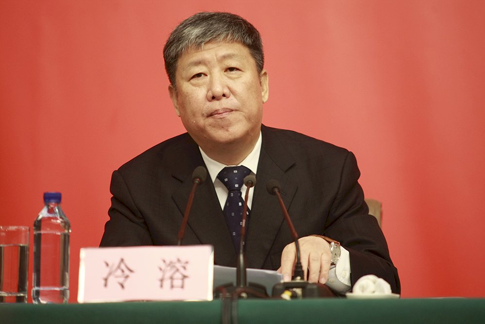 中共派員向香港官員 講解19大報告