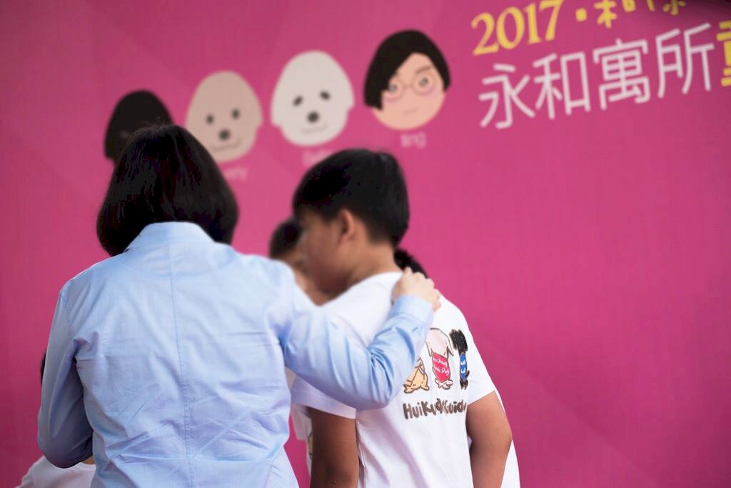 兒少帳戶法制化 總統：一起拉弱勢兒童一把