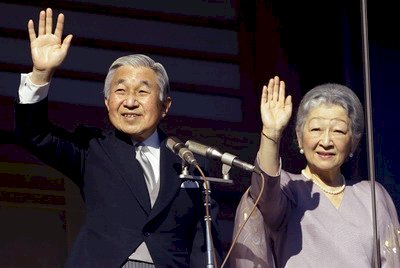 日皇明仁生前退位 200年來第一人