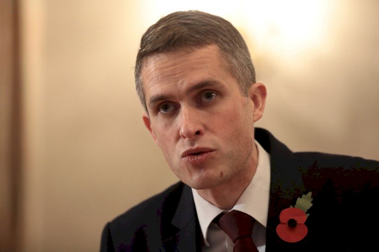 反恐到底 英國防大臣誓言禁聖戰士回國
