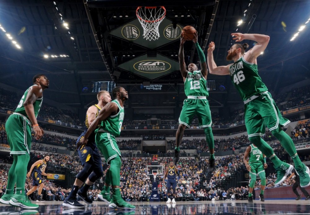NBA羅齊爾絕殺灌籃 綠衫軍客場氣走溜馬