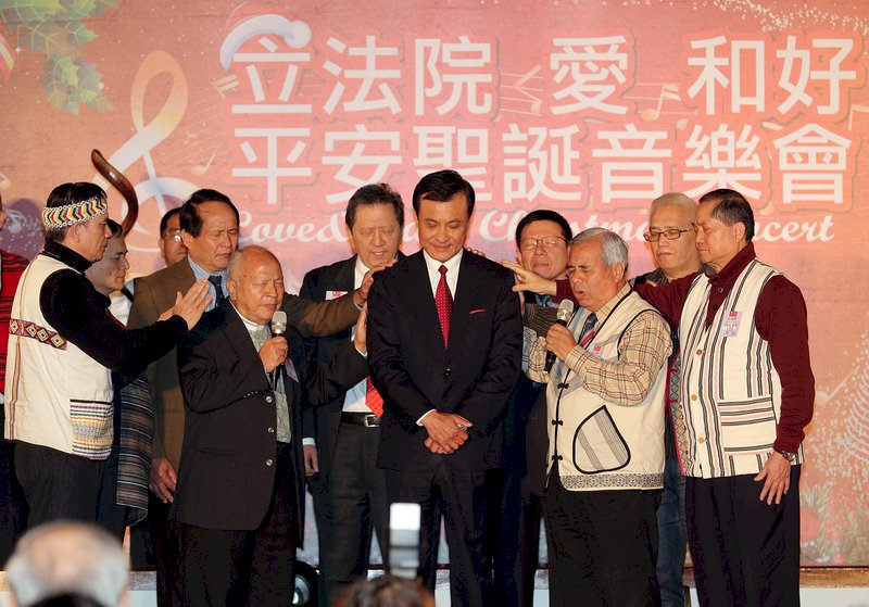 蘇嘉全參加耶誕音樂會 訴求愛與和平