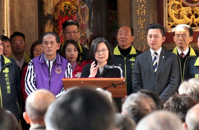 加速投資台灣  總統盼民眾不再低薪
