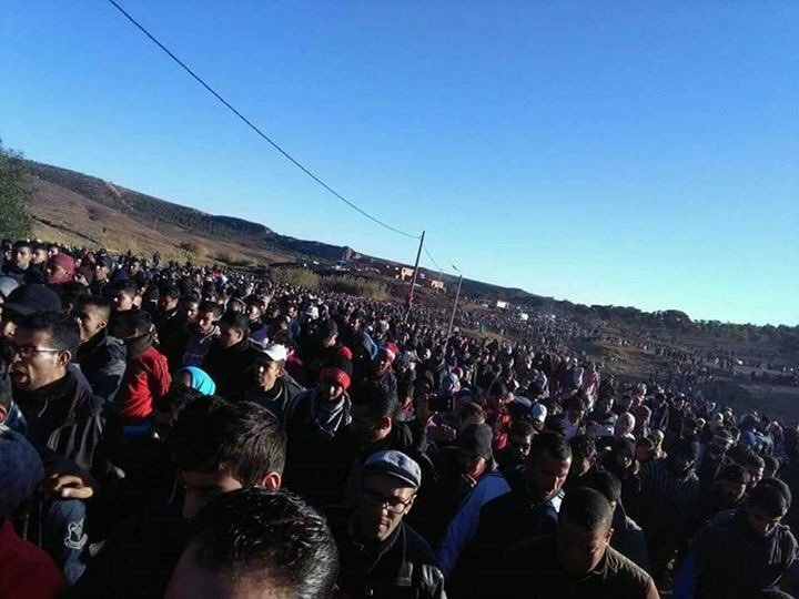 摩洛哥死亡礦坑 數百人賭命討生活
