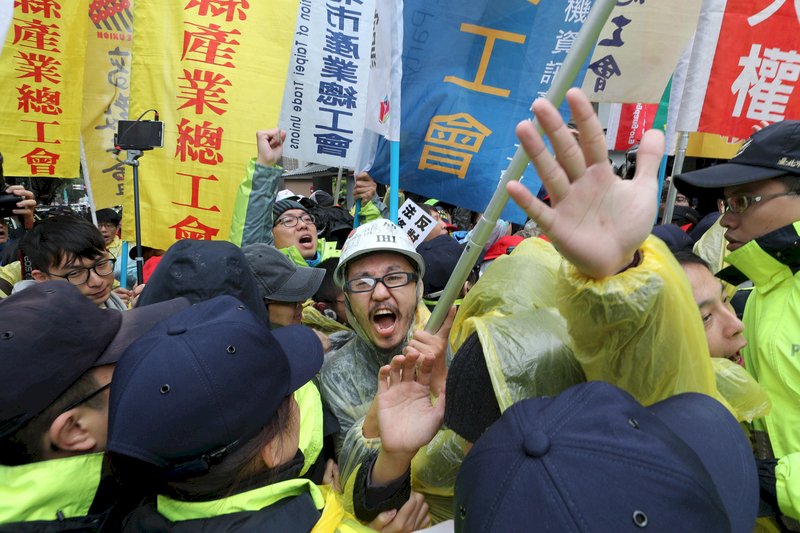 警政署籲陳抗守法 讓警力調度回歸常態