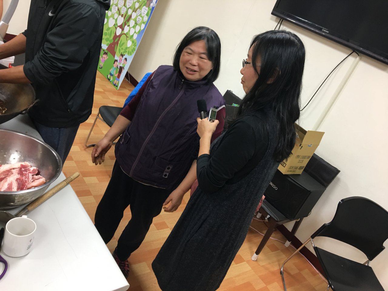 美食大師指導 戒癮少年推年菜