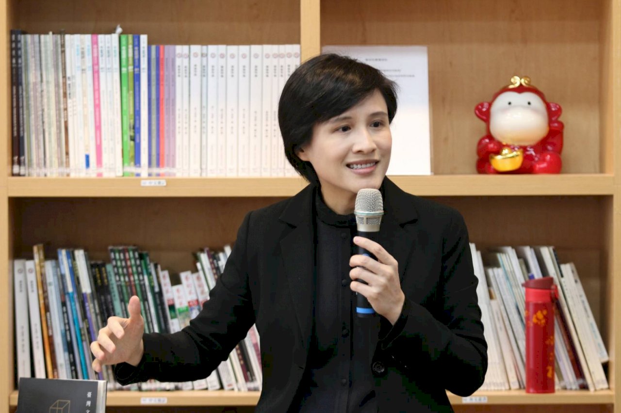 鄭麗君：台灣文化主體非崇拜「台灣」符號