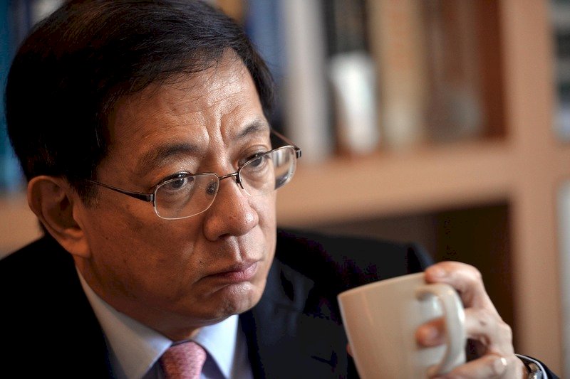勉予同意聘任管中閔 政院盼教育部清楚說明