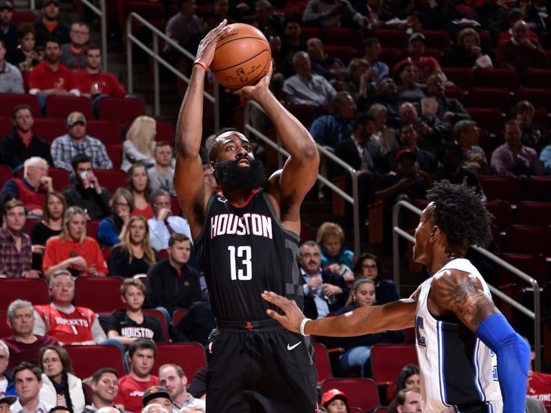 NBA史上第一人 哈登締造60分大三元