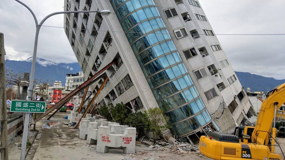 花蓮雲門翠堤大樓坍塌 檢聲押建商