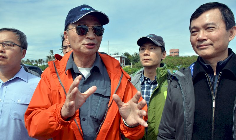 黑鷹黑盒子訊號找到 家屬11日招魂