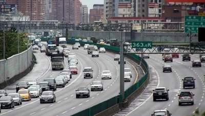 國道車流順暢  北高4小時內可到