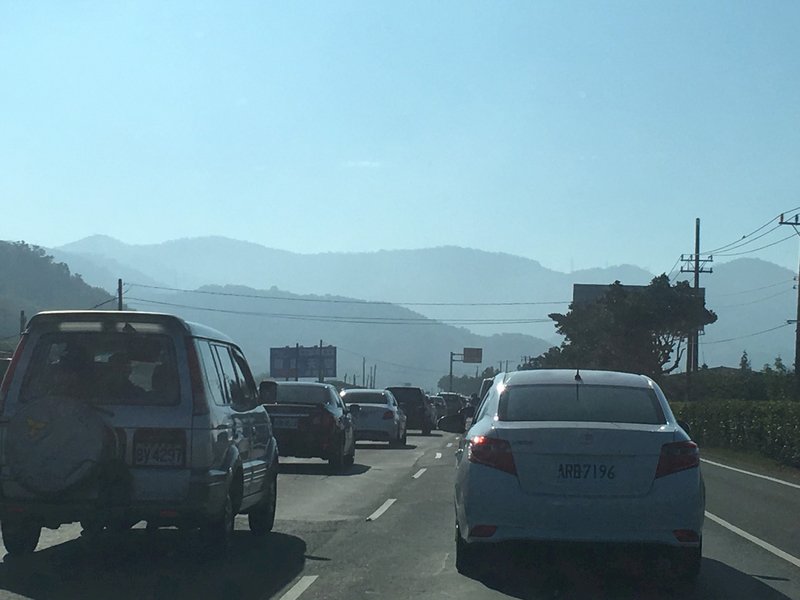 除夕全台都溫暖  開車注意霧氣