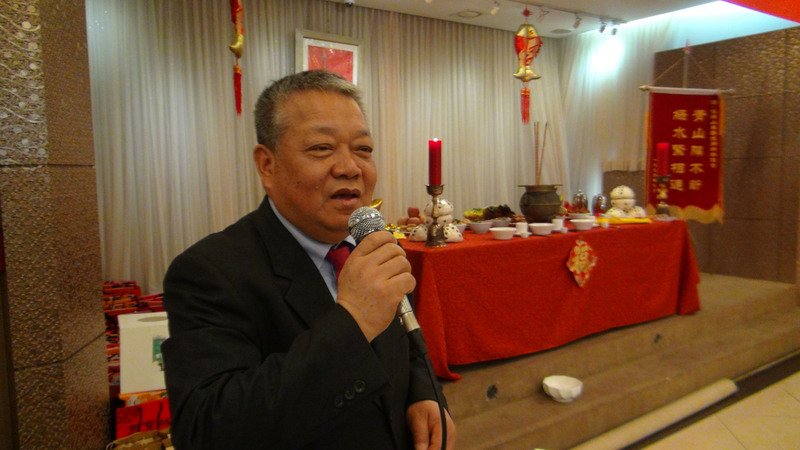 馬建賢主持壽光同鄉會春節團拜