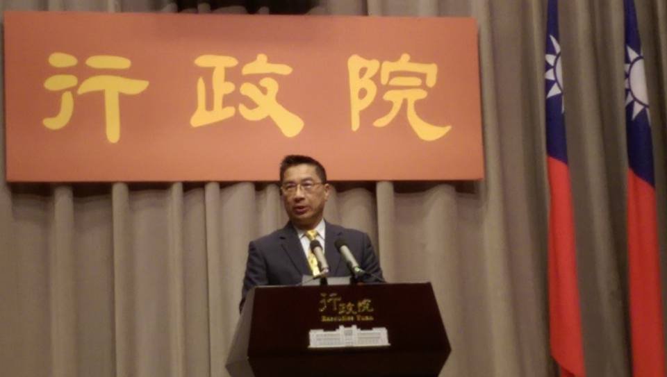 馮世寬李翔宙異動 政院：與軍人年改無關