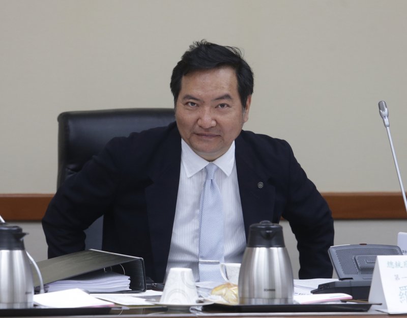 外長交接26日舉行 羅秉成任監交人