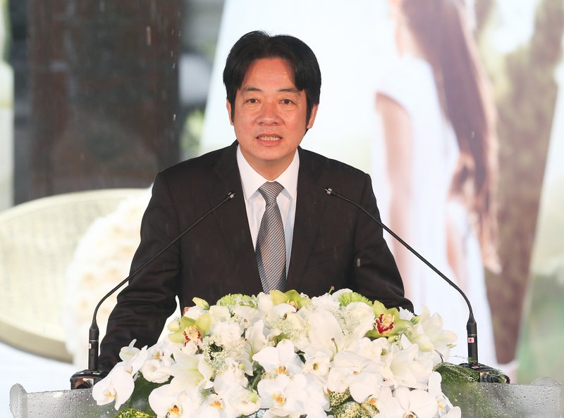 賴揆：政治檔案條例列本會期優先法案