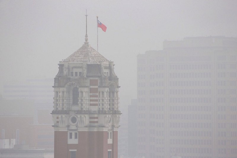 空氣品質不佳 從北到西南部一片紅通通