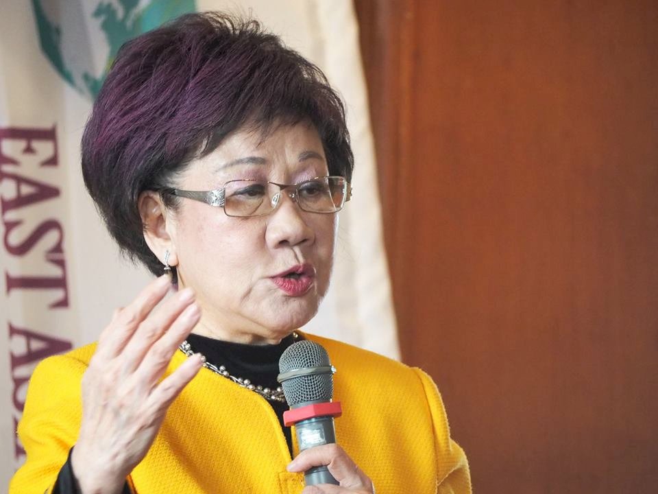 賴清德明親自登記參選總統初選 呂秀蓮祝福盼世代接力