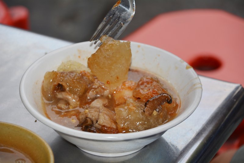 肉圓北炸南蒸你愛哪一味?  口渴再來一杯楊桃汁才對味