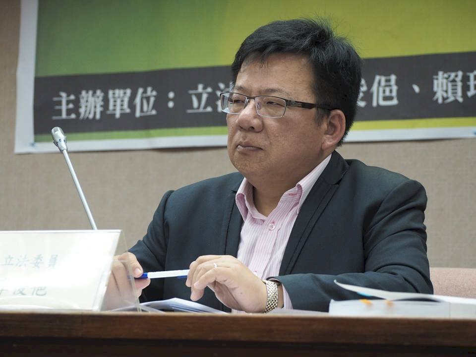 年改釋憲駁回 民進黨團籲藍營就事論事