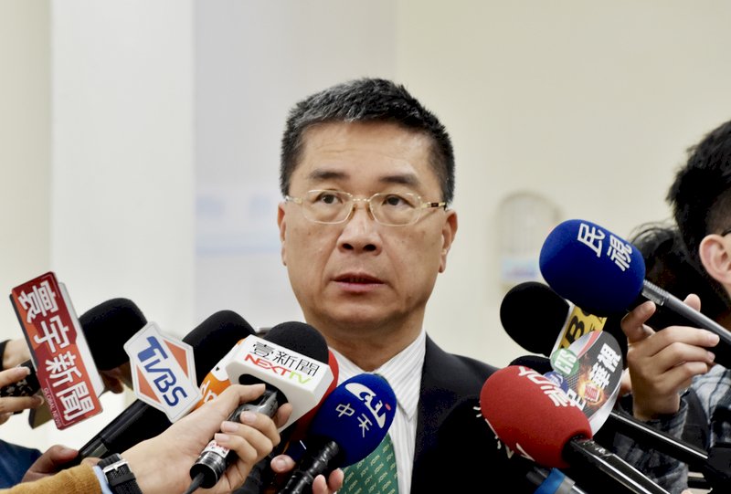 徐國勇：管中閔任獨董違法 台大應說明